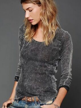 We The Free Women's Ribbed Scoop Neck Sweater - Charcoal size S